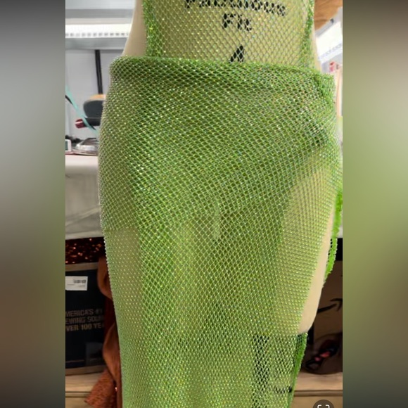 Handmade Green Dress inspired by May Mashiah - Picture 4 of 4